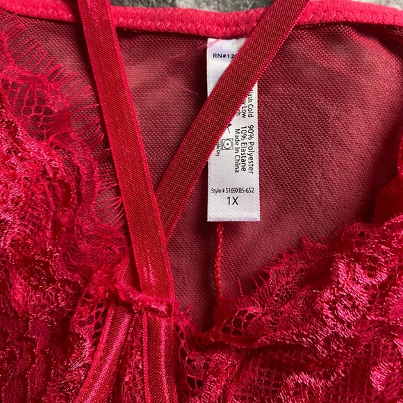 Lingerie - Picture 4 of 4